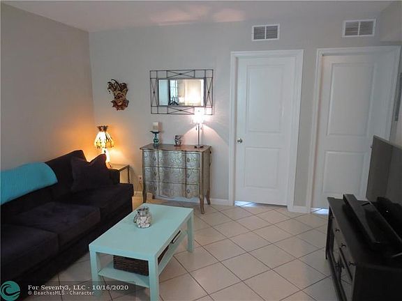 3rd image of 2660 NE 8th Ave APT 316