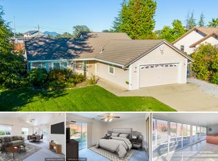 3490 Old Lantern Dr, Redding, CA 96003