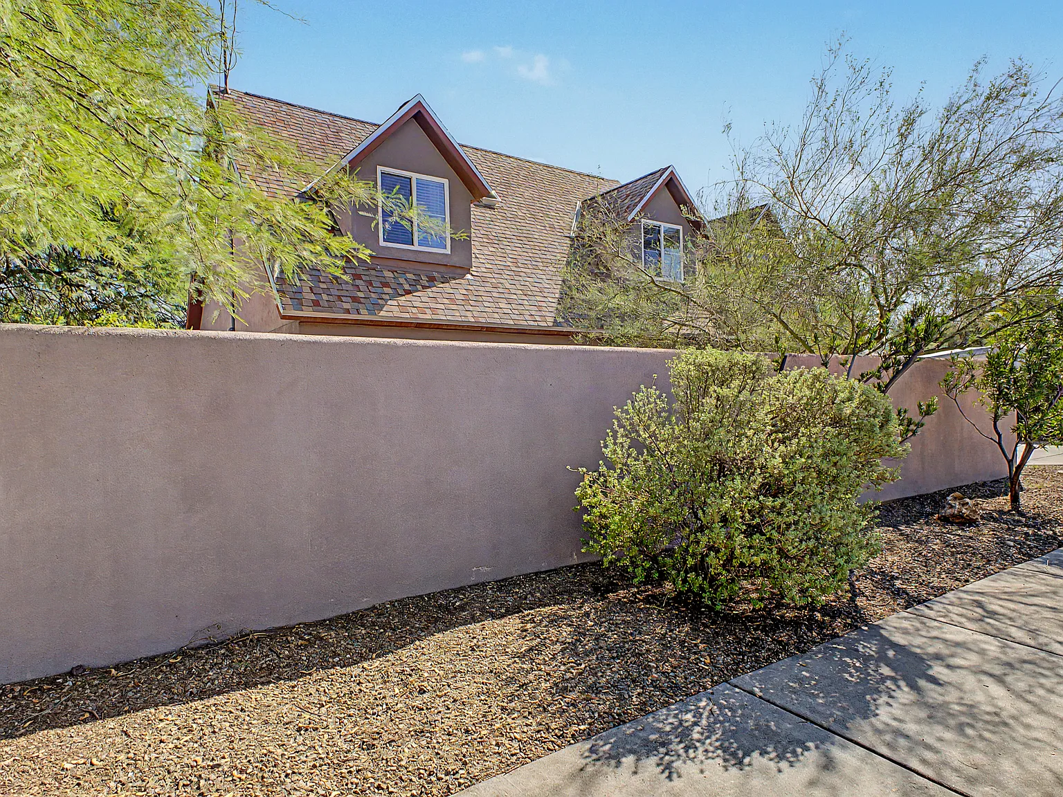5 bed, 1787 sqft, $2,800 — Photo 3