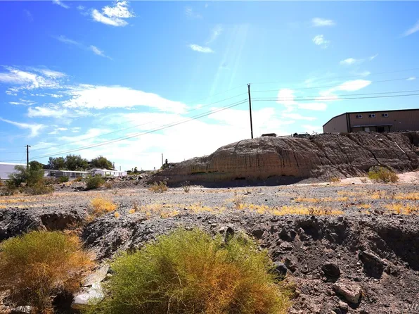 13460 S Waterreed Dr, Topock, AZ 86436