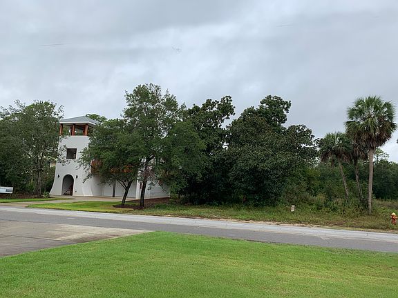 New home next to the lots