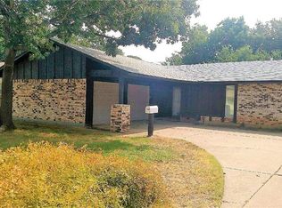 1004 Fayette Dr, Euless, TX 76039