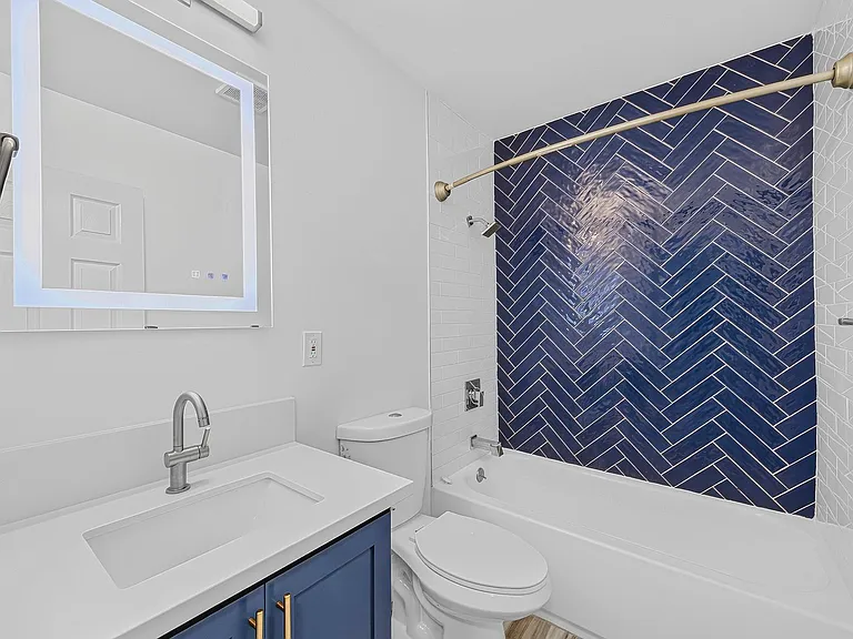 1332 Walnut Ave — Photo 12