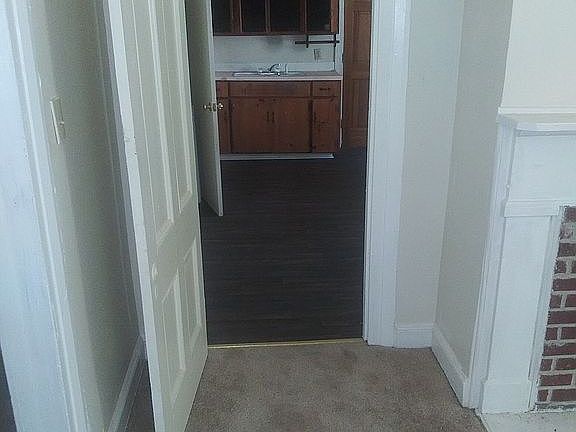 5th image of 407 E Pitt St