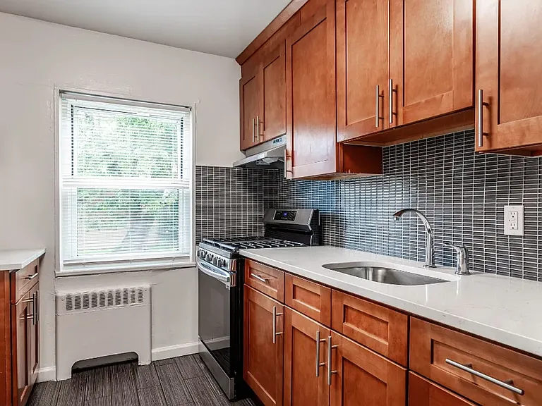 Livingston Terrace — Photo 8