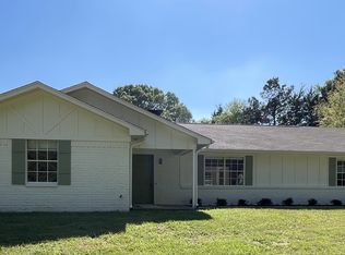 15021 Hillview Rd, Tyler, TX 75703