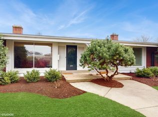 320 Linden Ave #0, Wilmette, IL