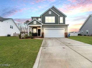 1100 Camellia Dr, Vass, NC 28394