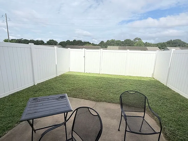 114 Baldwin Dr — Photo 20