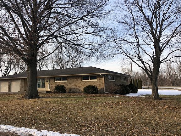 2nd image of 302 Warren Ave