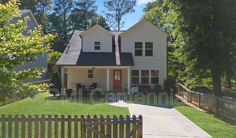 1120 Wedgewood Dr — Photo 1
