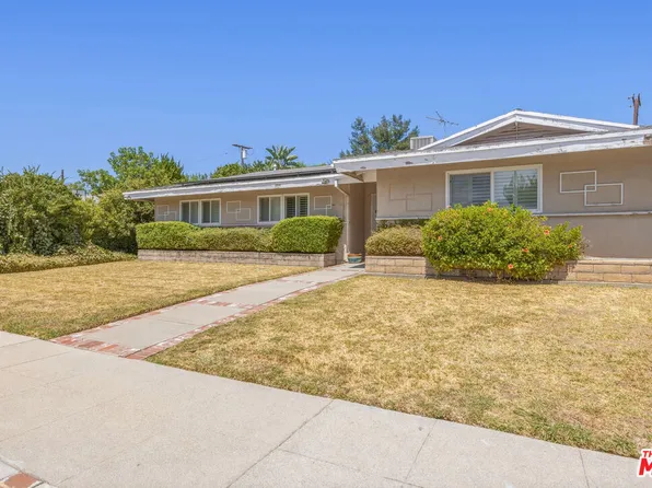 20111 Superior St, Chatsworth, CA 91311