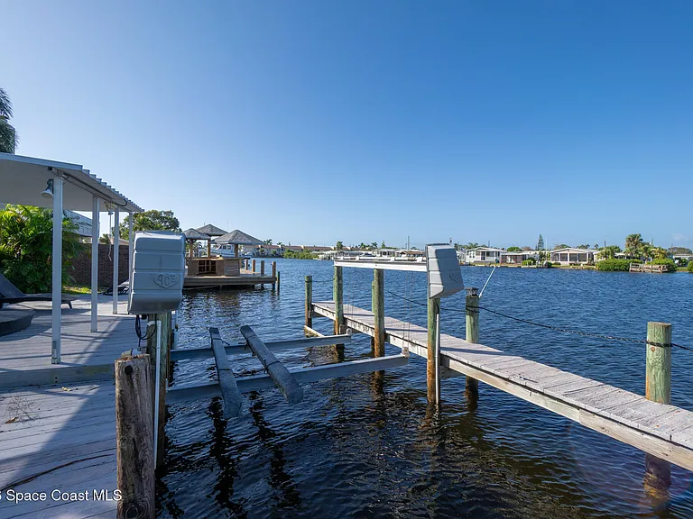 401 Milford Point Dr — Photo 37