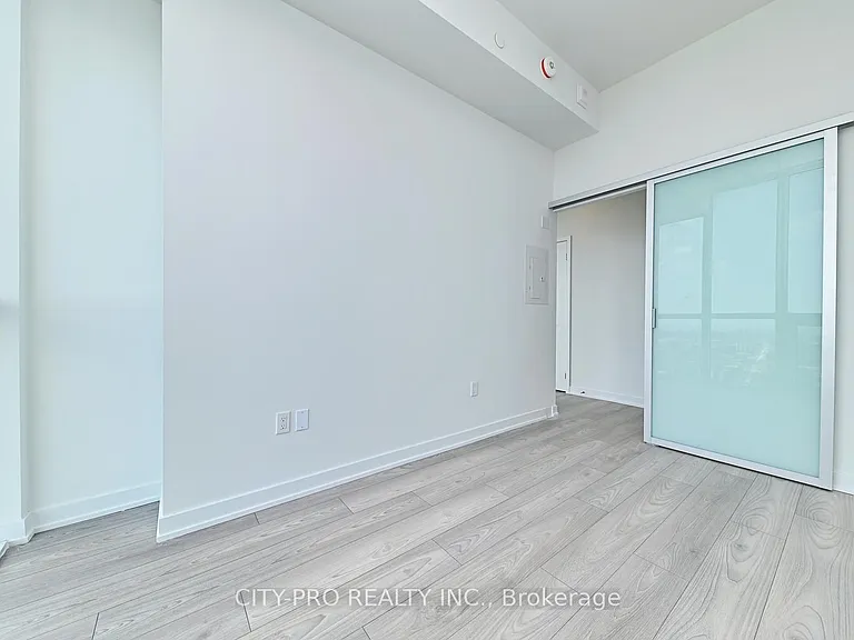 1 Fairview Rd E #3111 — Photo 15