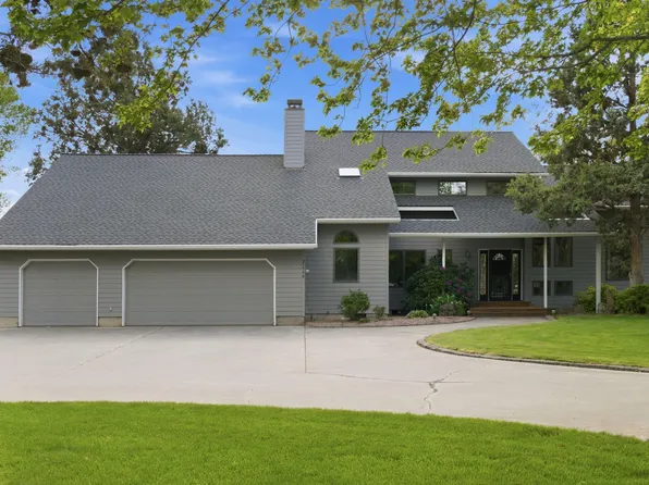 21546 NE Maplemoor Dr, Bend, OR 97701
