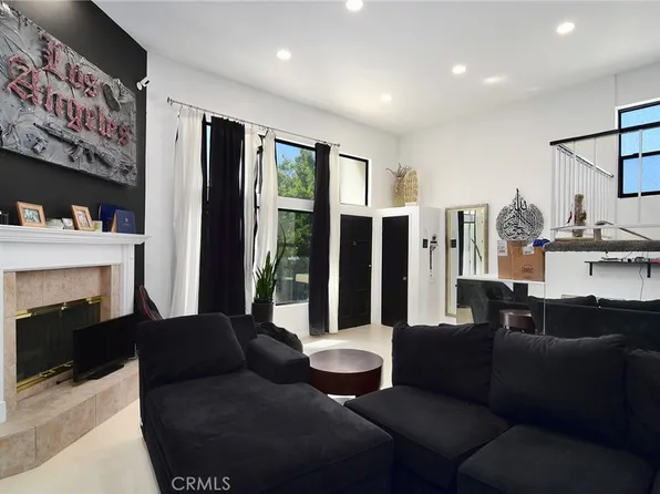 20224 Sherman Way Unit 16, Winnetka, CA 91306