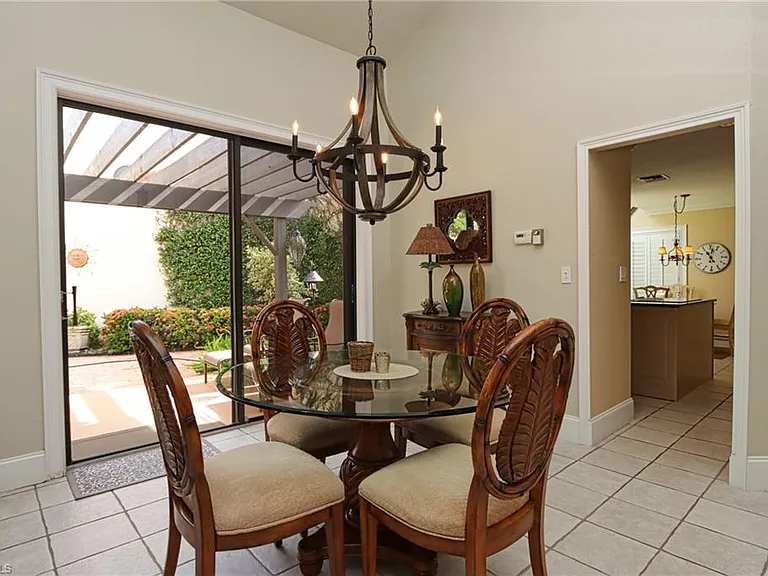 6810 Sand Pointe Cir #4.26 — Photo 4