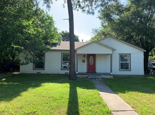 1806 Willow Rd, Carrollton, TX 75006