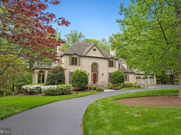 6530 Heather Brook Ct, Mc Lean, VA 22101