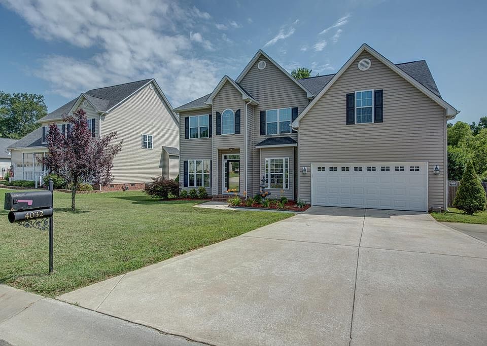 1st image of 4032 Hereford Ln
