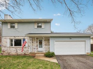 514 Linnerud Ct, Sun Prairie, WI 53590