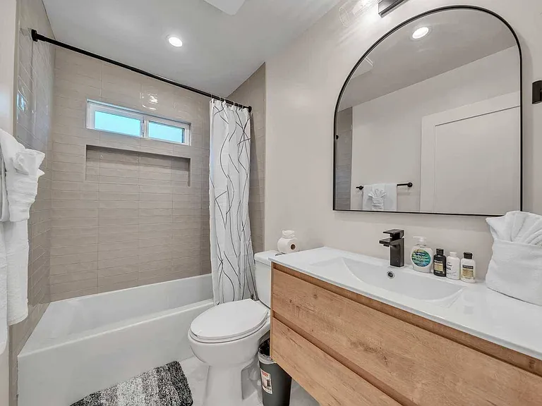 15335 Lemay St — Photo 16