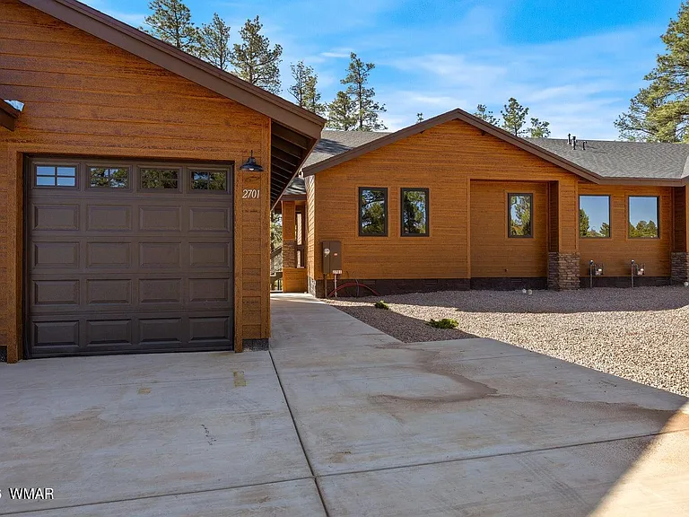 2701 W Villa Loop — Photo 1