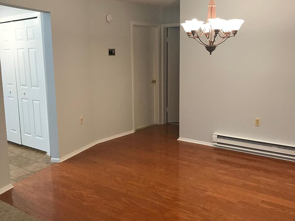 1st image of 9 Pine Cluster Cir Unit C