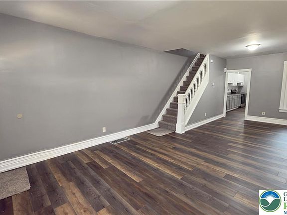 3rd image of 651 N 16th St