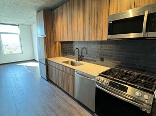 1600 W Lake St #902, Chicago, IL 60612