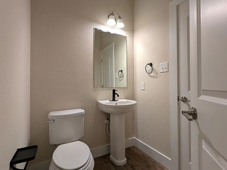 711 Gristmill Dr — Photo 21