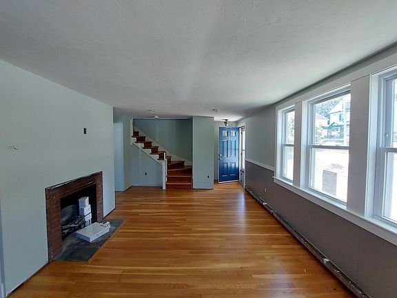 Living room looking at front entrance