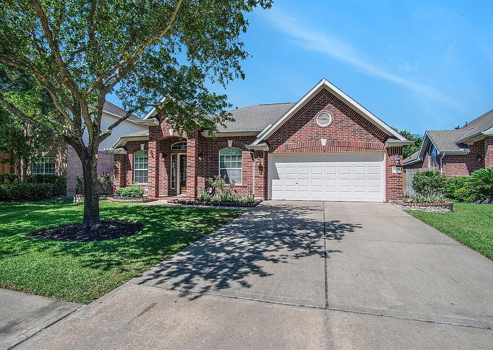 Welcome to 11519 Staffordale Court