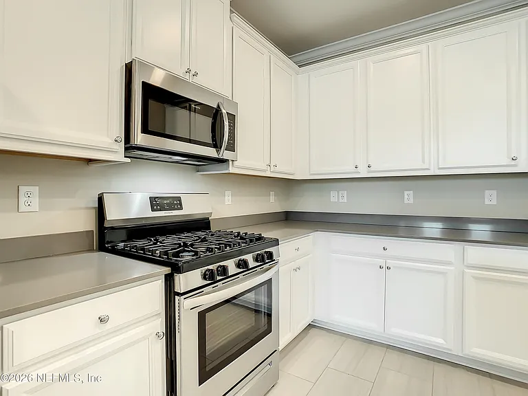 380 Brybar Dr — Photo 13