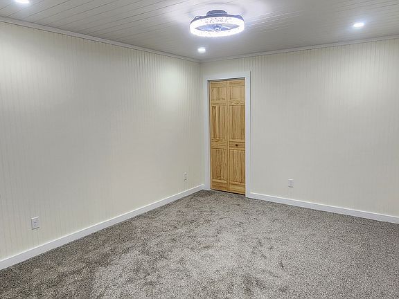 5th image of 173 Front St #3R