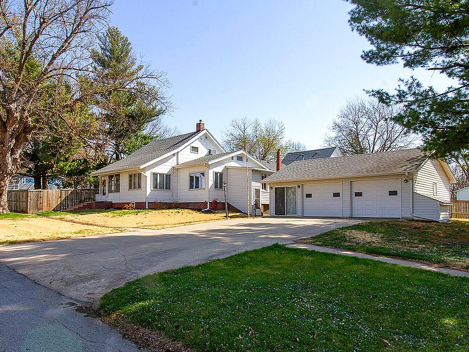1st image of 310 Marion Ave