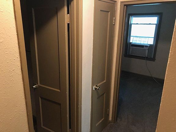 4th image of 1821 E 74th Ter