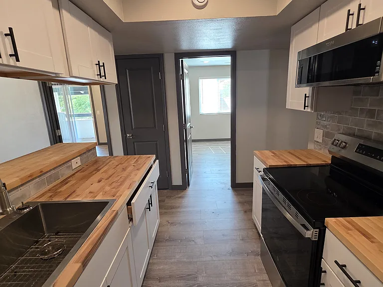 3046 E Marconi Ave #204 — Photo 15