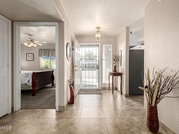 4th image of 220 N 22ND Place #1094