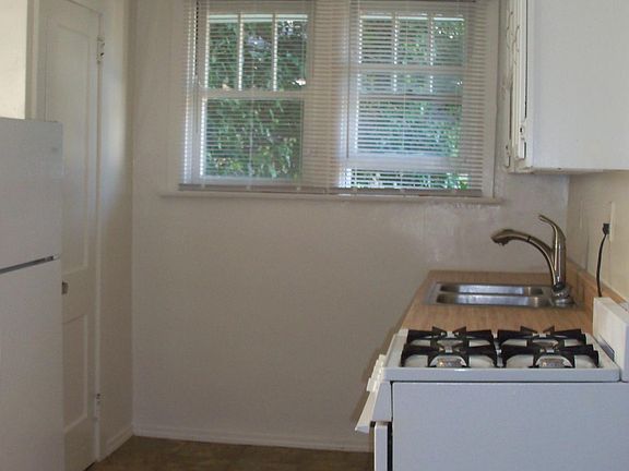 5th image of 141 Warner St Floor 2