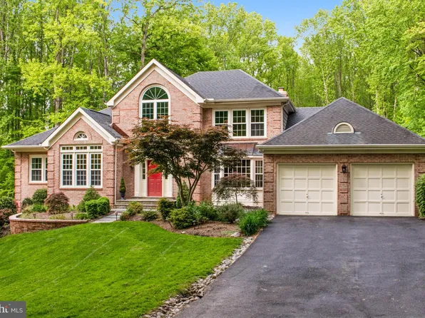 10636 Canterberry Rd, Fairfax Station, VA 22039