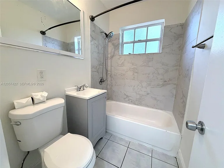16921 SW 94th Ave — Photo 13