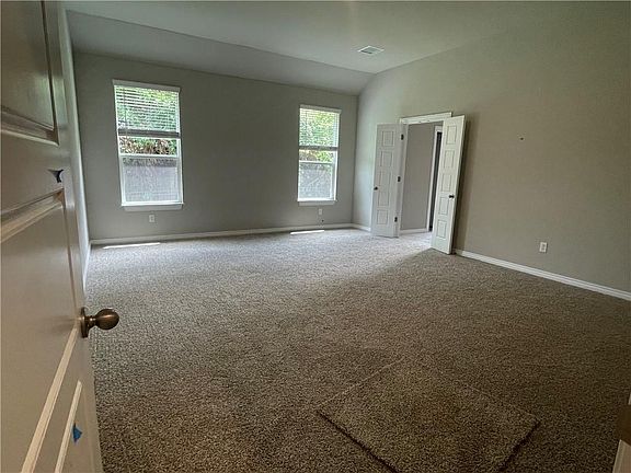 5th image of 2000 Mulberry Creek Cir