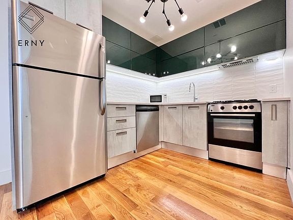 4th image of 12 Ford St #6L