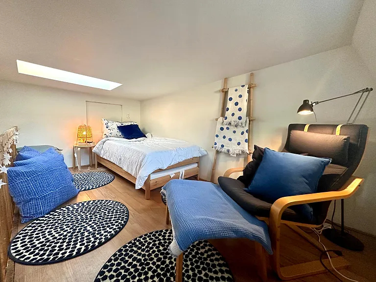 2129 W Le Moyne St #COACH HOUSE — Photo 11