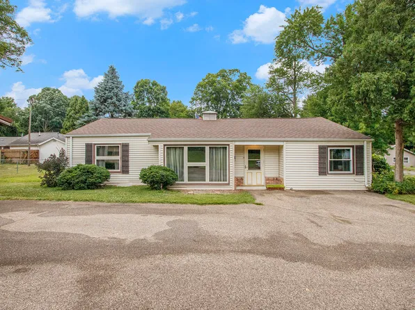 607 Main St, Buchanan, MI 49107