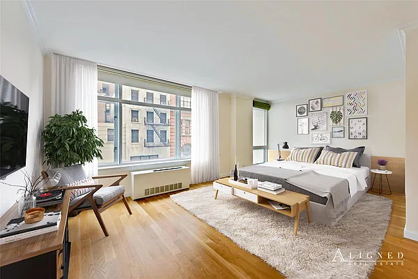 Sold by Isaacs Ganz Real Estate | media 5