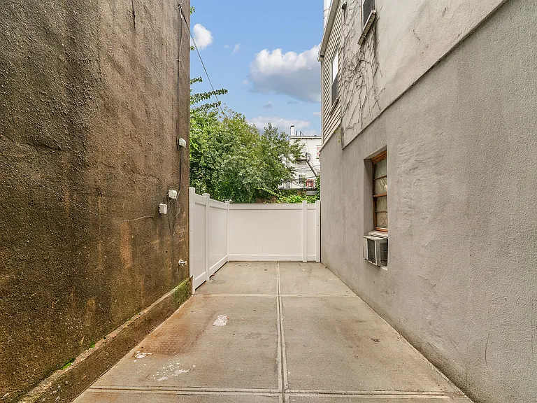 1815 Woodbine St #1C — Photo 13