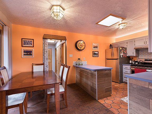 4th image of 2052 Placita De Quedo