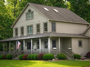 333 Aberdeen Dr, Pataskala, OH 43062